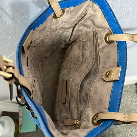 NWOT Michael Kors summer blue Jet Set med leather tote - Picture 5 of 8